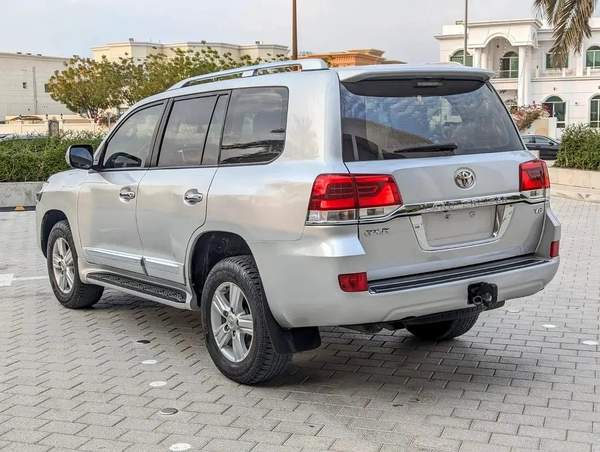 Toyota Land Cruiser GXR