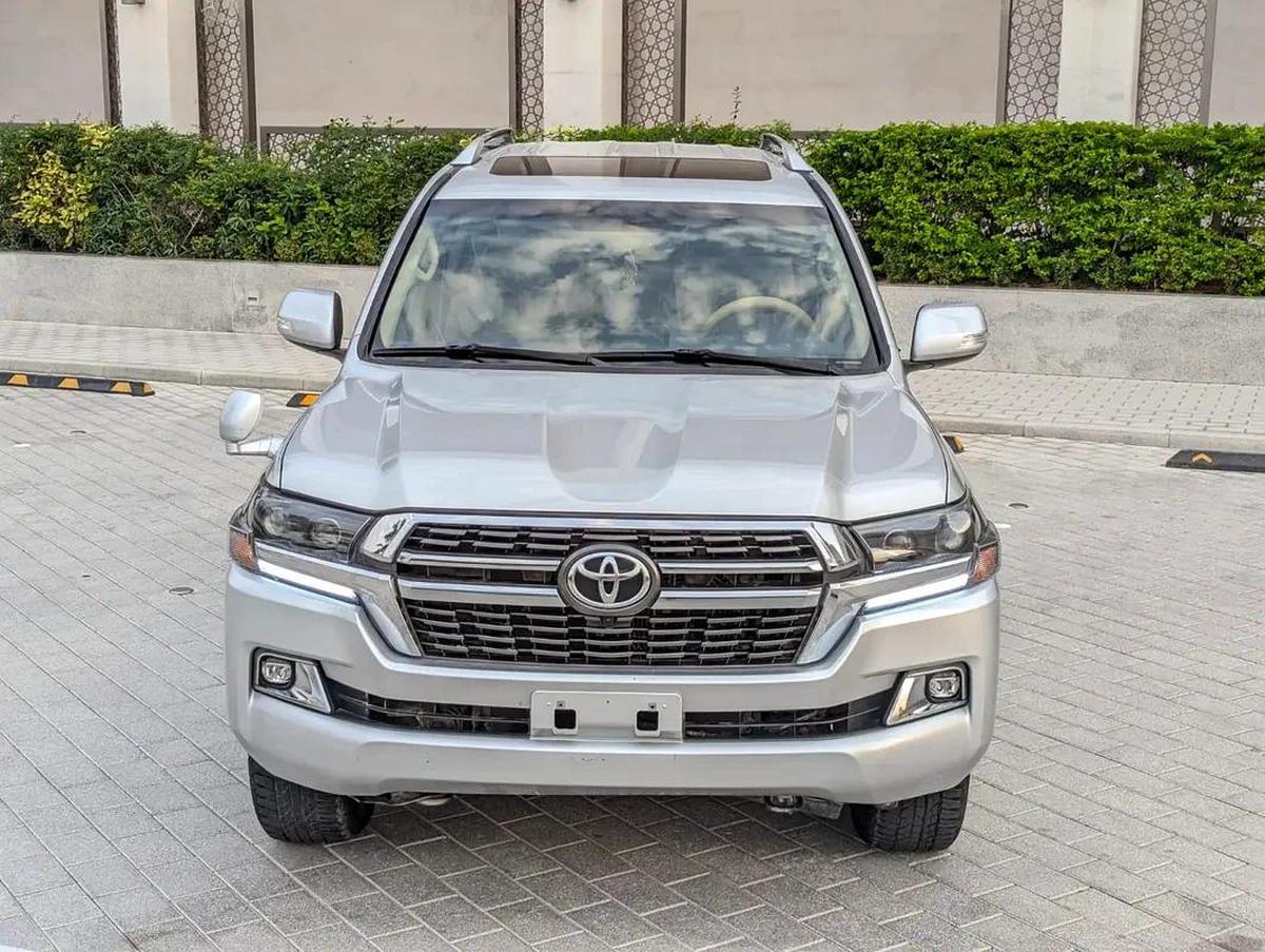 Toyota Land Cruiser GXR-2-2