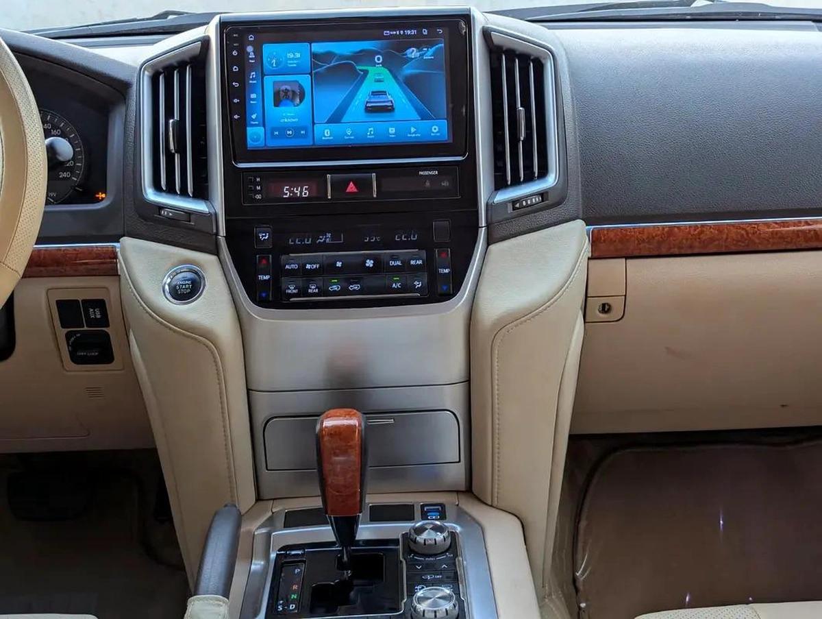 Toyota Land Cruiser GXR-12-12