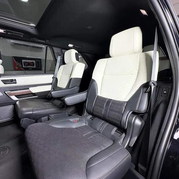 2024 Toyota Sequoia Capstone hybrid