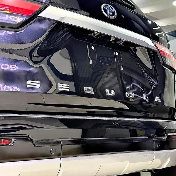 2024 Toyota Sequoia Capstone hybrid