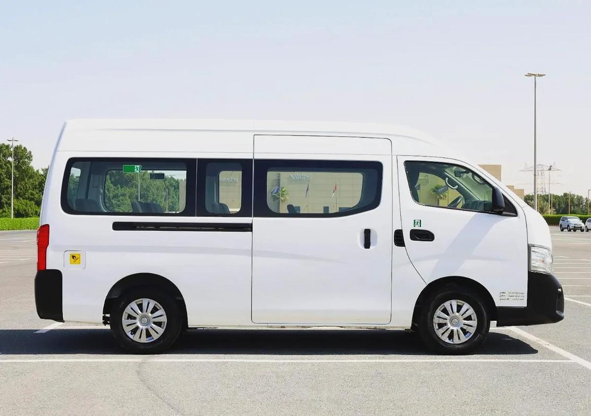 2020 Nissan Urvan NV350 High Roof Passenger Van GCC White Manual-3-3