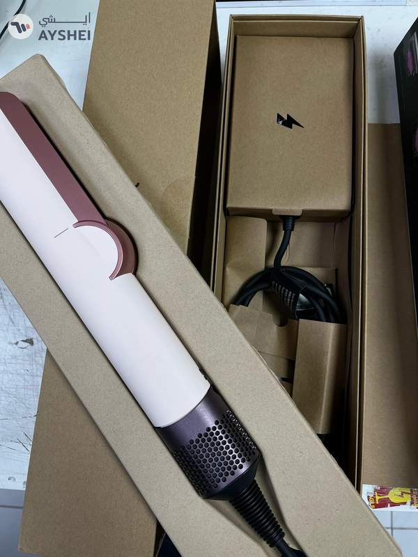 Dyson HT01 Straightener Ceramic Pink