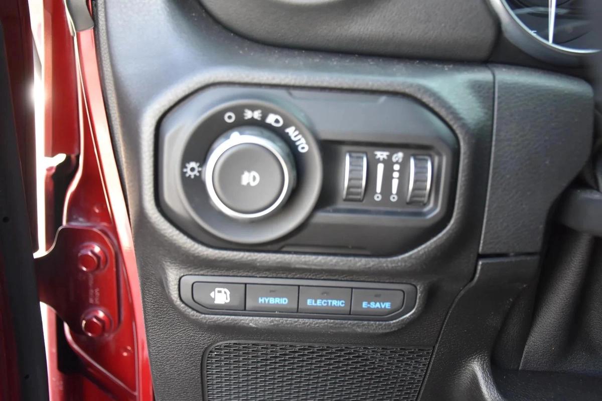 JEEP WRANGLER SAHARA 4XE 2021 | RED-15-15