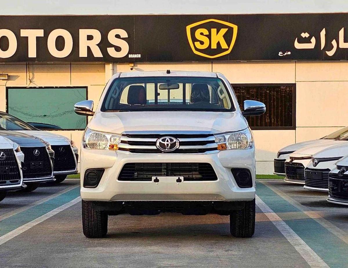 Toyota Hilux NARROW BODY BASIC/ DOUBLE CABIN/ PWR WINDOWS/ KEYLESS ENTRY/ 2 ABG DIESEL AT 2.4L V4 4WD-1-1