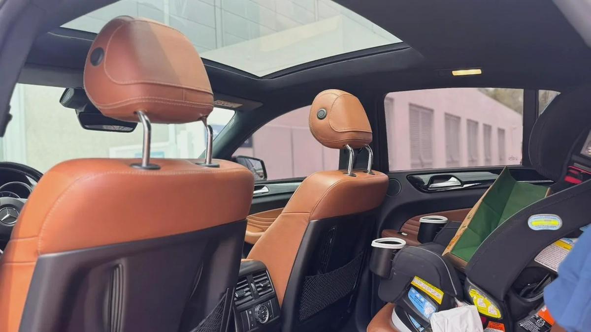 Mercedes-Benz GLE 43 AMG 2018 - GCC Specs - Original Paint - Agency Checks-6-6