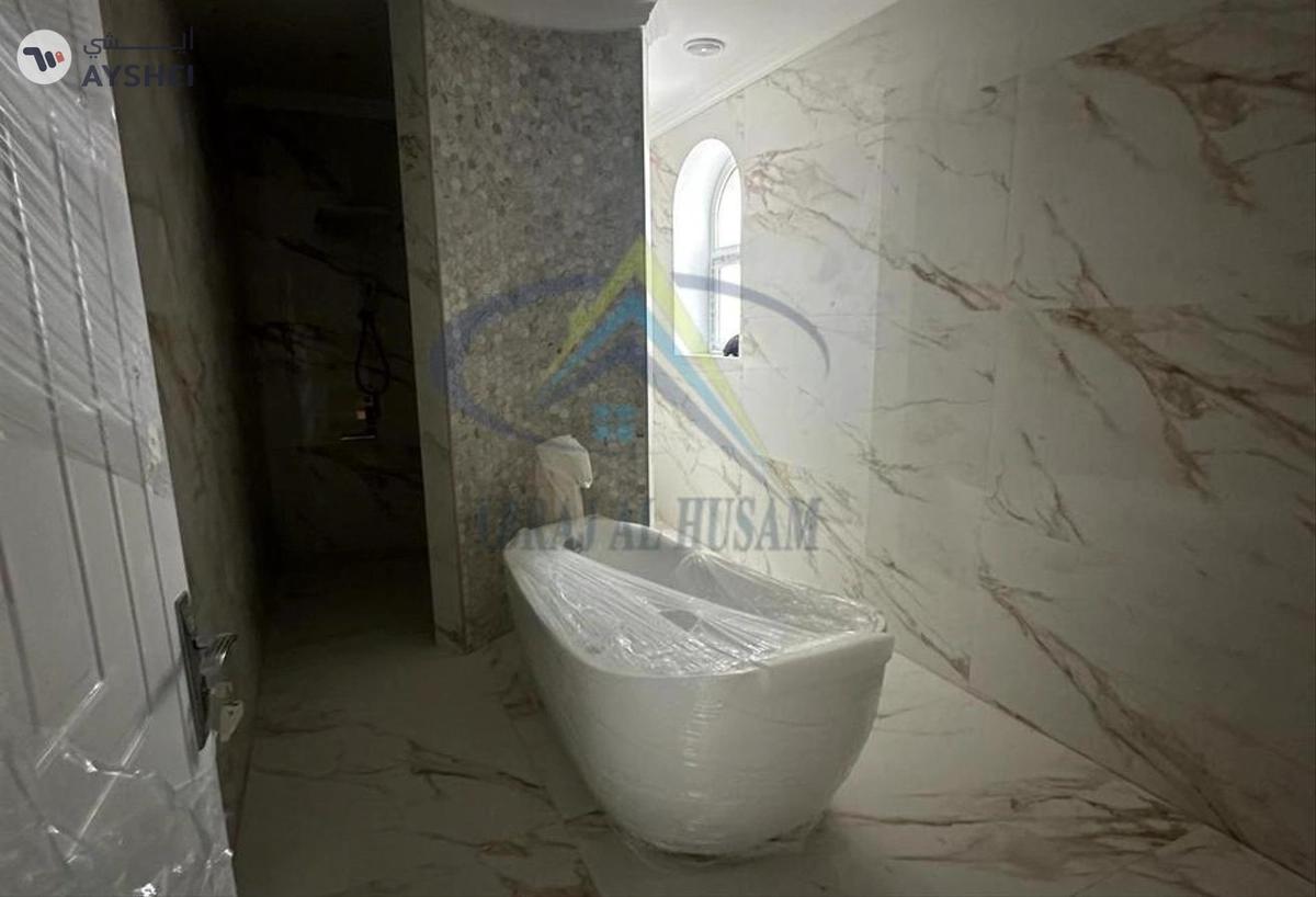 Villa for sale in Al Merief, Khalifa City-9-9