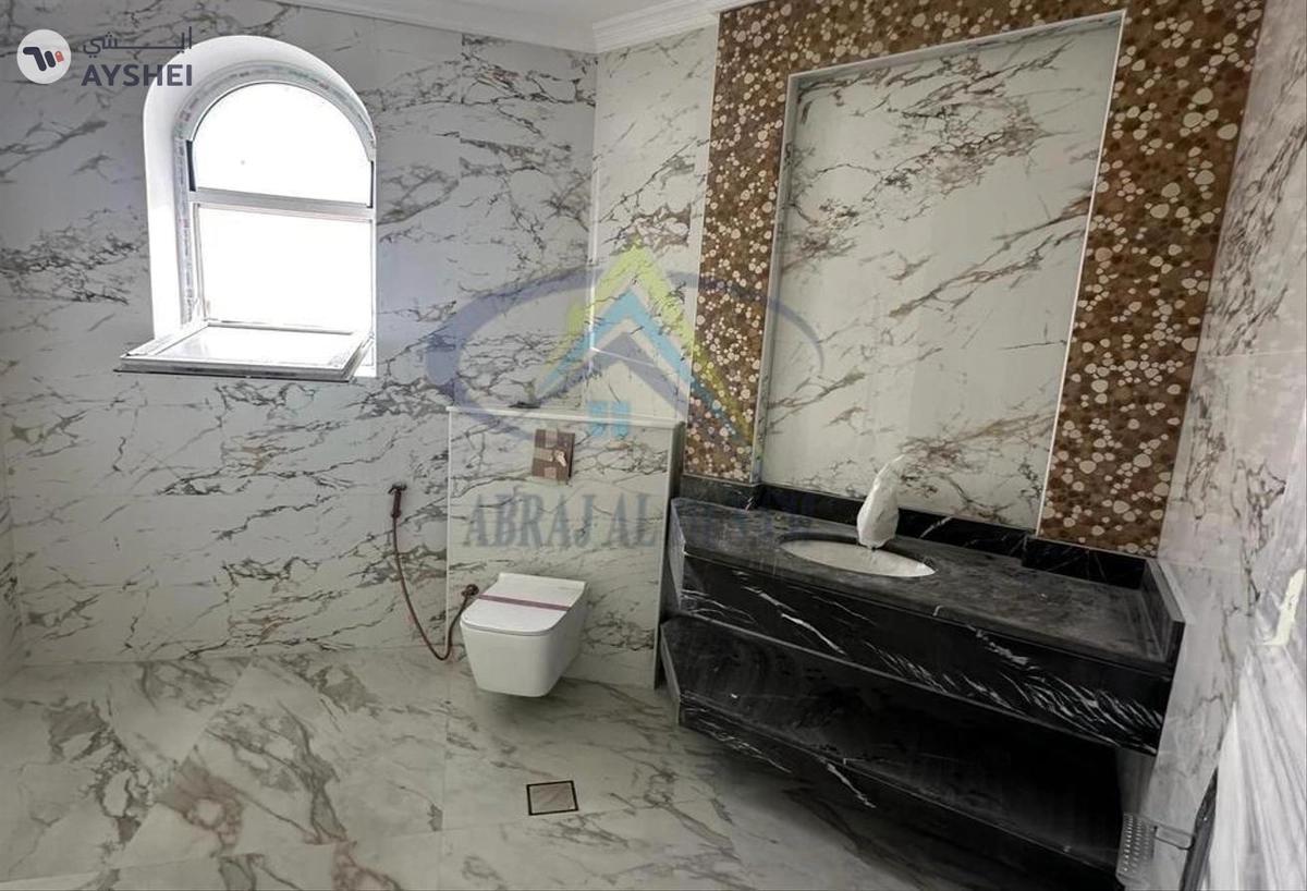 Villa for sale in Al Merief, Khalifa City-1-1