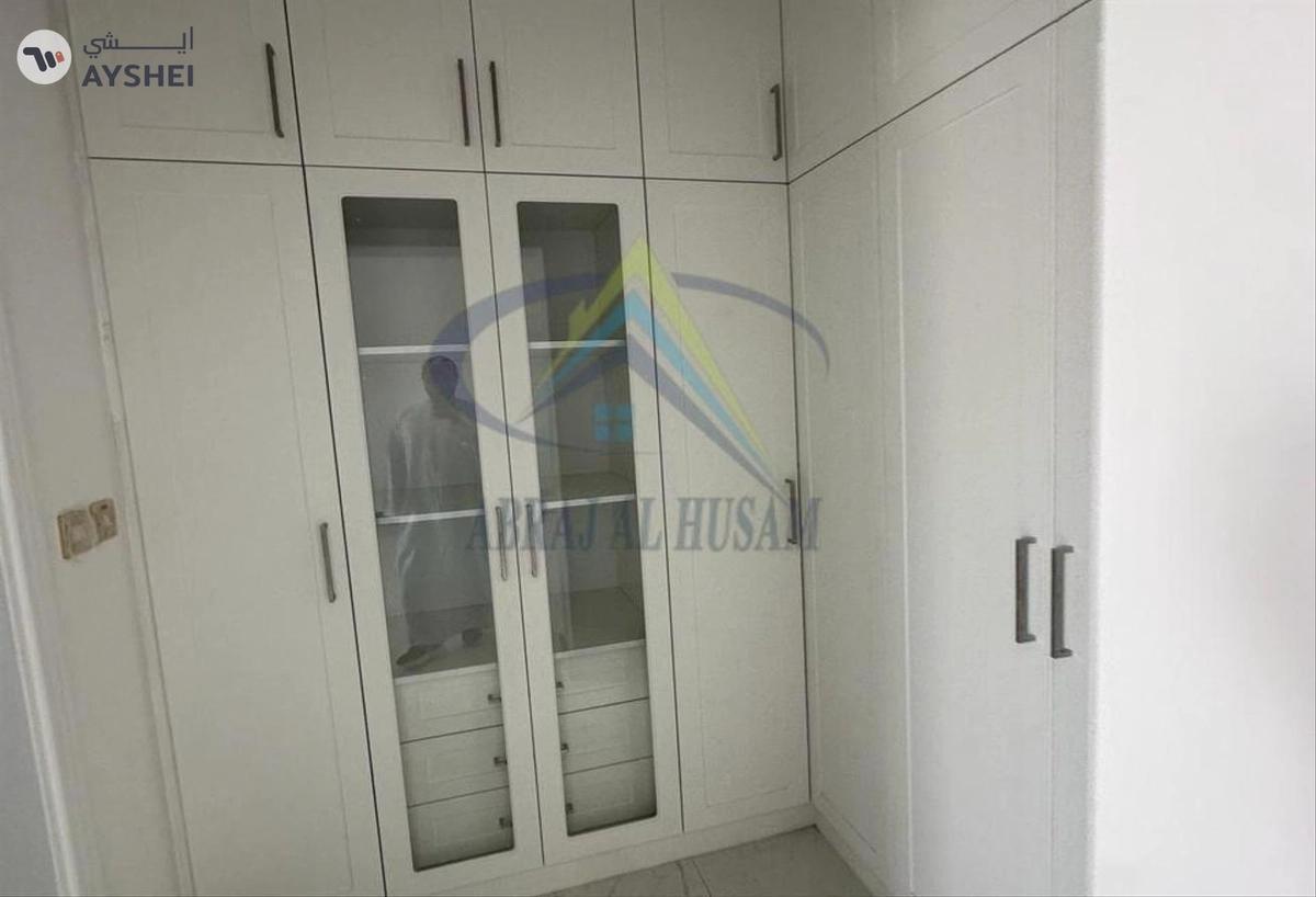 Villa for sale in Al Merief, Khalifa City-8-8