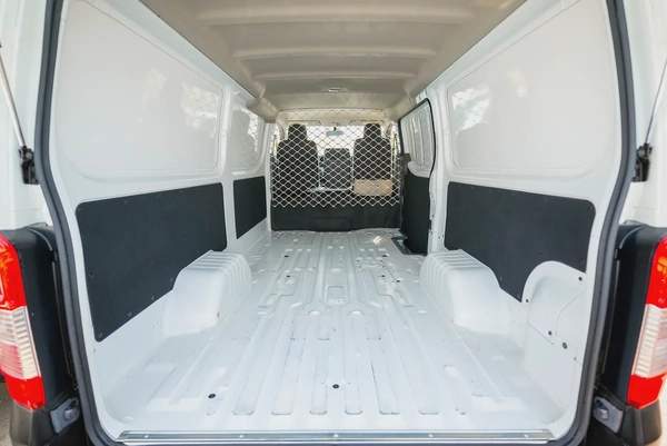 Urvan | Manual | Standard Roof Delivery Van | GCC Specs | Ref#N34808
