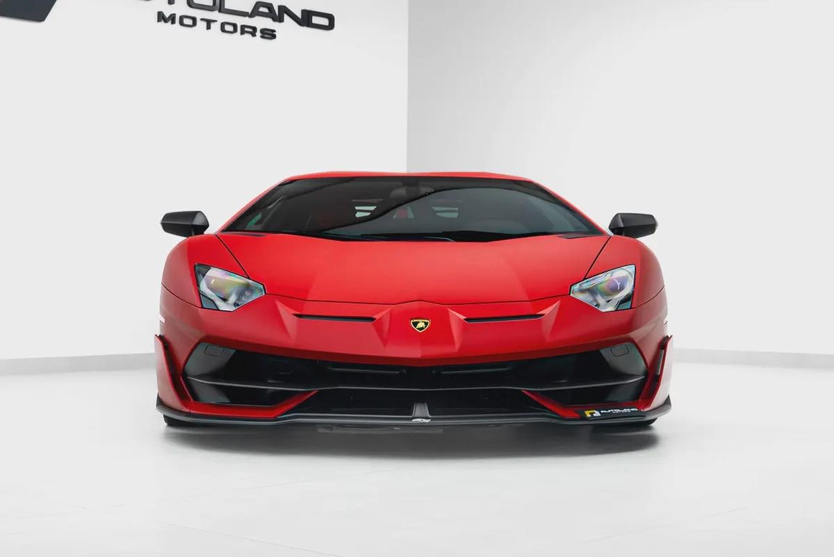 2019 LAMBORGHINI AVENTADOR SVJ-3-3