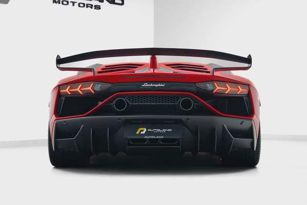 2019 LAMBORGHINI AVENTADOR SVJ