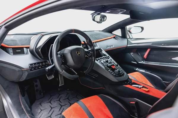 2019 LAMBORGHINI AVENTADOR SVJ