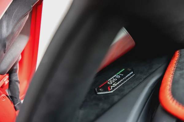 2019 LAMBORGHINI AVENTADOR SVJ