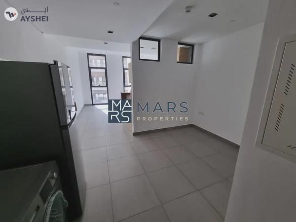 Spacious Studio with Partition for Rent in Al Mamsha, Sharjah – AED 36,000 Yearly
