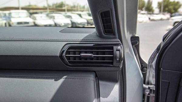 Toyota Land Cruiser (LHD) TOYOTA LAND CRUISER LC300 VXR 3.3D AT MY2025 – SILVER