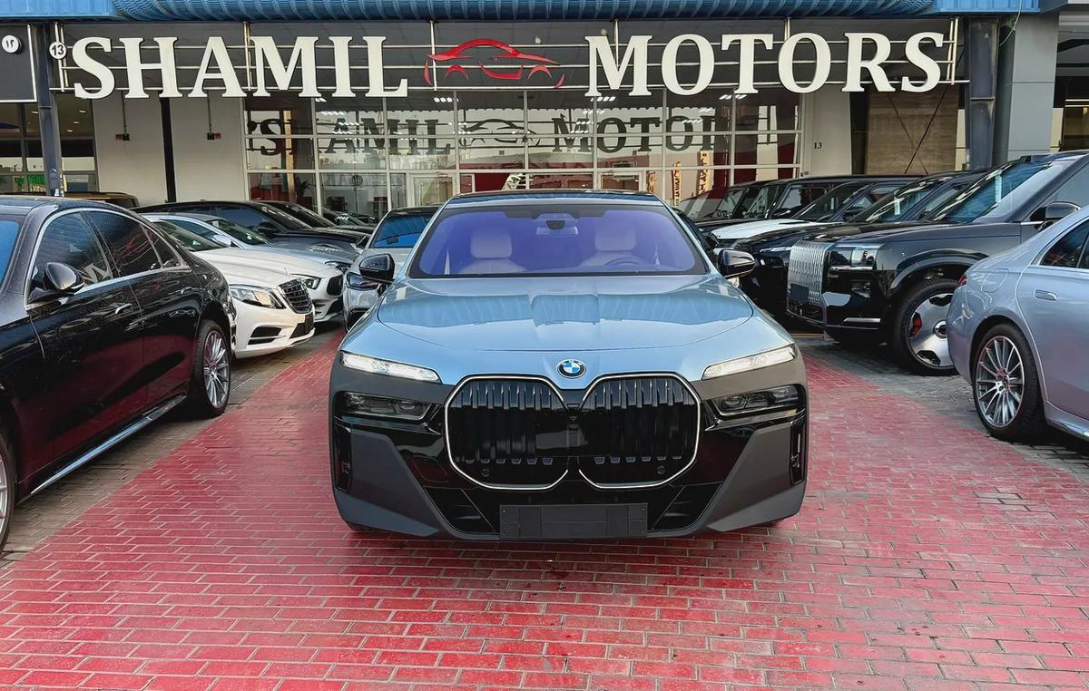 BMW 7-Series 735i M KIT 2026 - GCC Specs --1-1