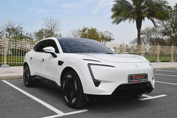 BEST OFFER - ROYAL EDITION - AVATR 11 LUXURY - LOW MILEAGE