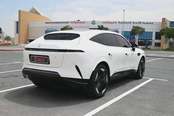 BEST OFFER - ROYAL EDITION - AVATR 11 LUXURY - LOW MILEAGE