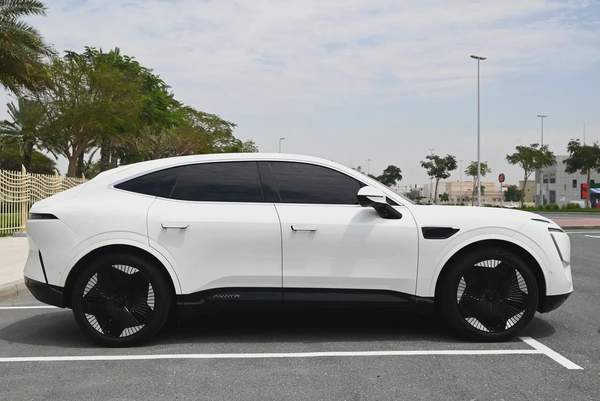 BEST OFFER - ROYAL EDITION - AVATR 11 LUXURY - LOW MILEAGE