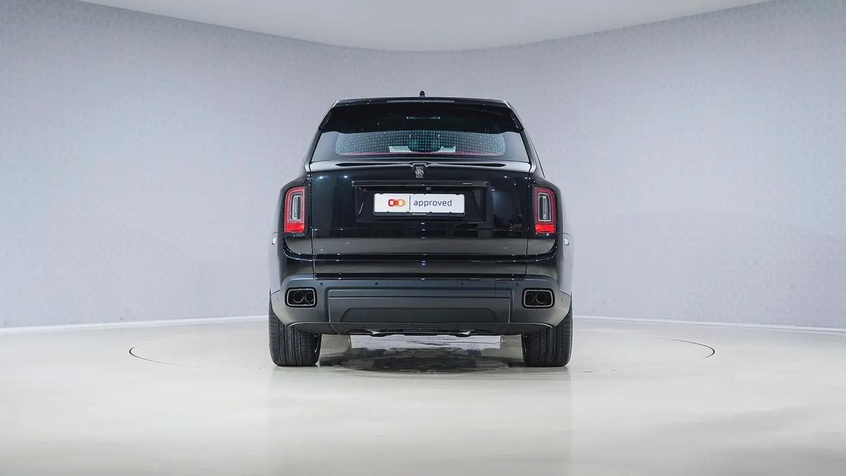 Special Offer | AED 22,143 PM | Up to 3 Years Warranty Unlimited | Cullinan Black Badge-9-9