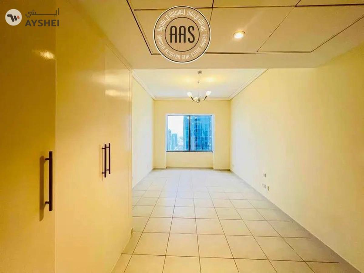 Prime Location || High Floor || 3 Bedroom Hall || In 140K Only-6-6