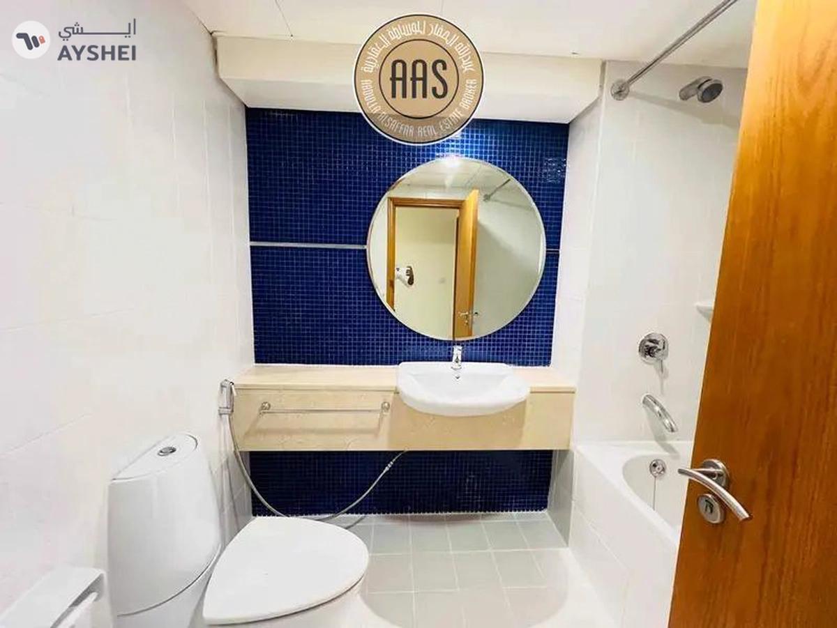 Prime Location || High Floor || 3 Bedroom Hall || In 140K Only-7-7