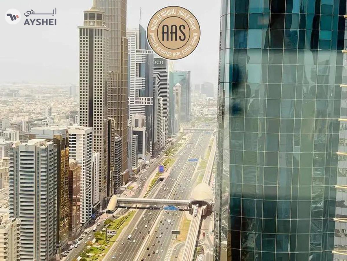 Prime Location || High Floor || 3 Bedroom Hall || In 140K Only-8-8