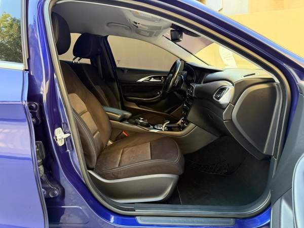 Gulf Specs 2018 INFINITI Q30 1.6Litre 4-Cylinder Turbo-Charged