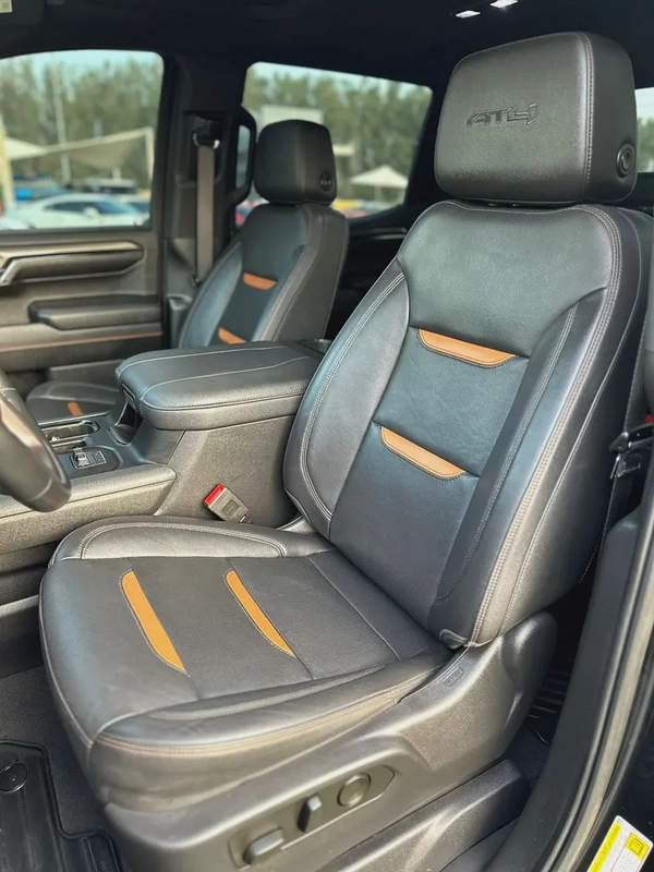 2023 GMC Sierra AT4 - GCC Specs 6.2L - Like New!
