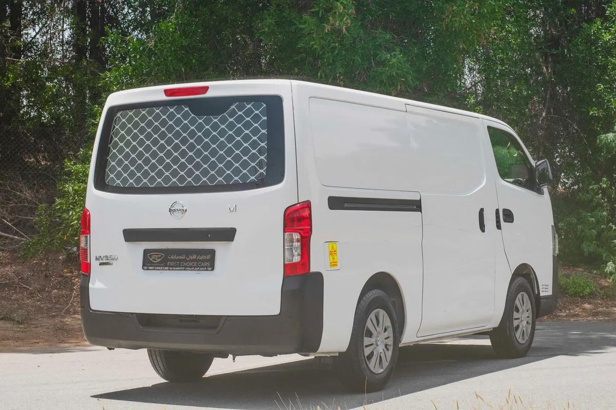Standard Roof Delivery Van | Manual | GCC Specs | Ref#N32721-2-2