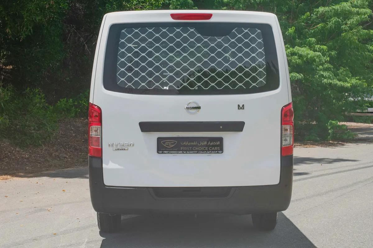 Standard Roof Delivery Van | Manual | GCC Specs | Ref#N32721-5-5