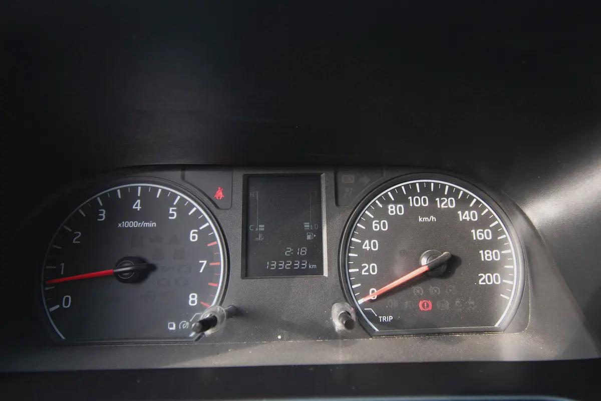 Standard Roof Delivery Van | Manual | GCC Specs | Ref#N32721-10-10