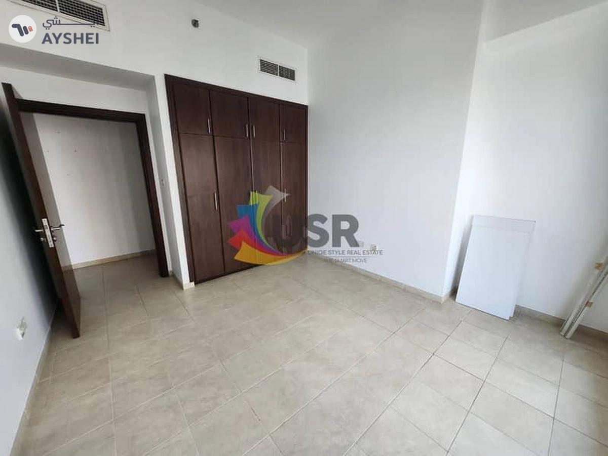 HUGE BALCONY | 3BHK IN MARINA VIEW | FOR FAMILY 180K-14-14