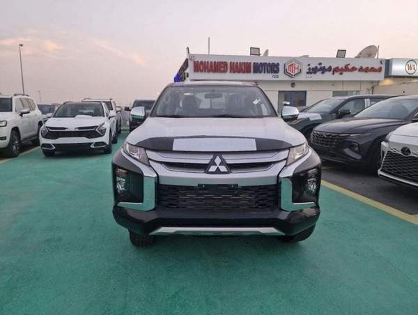 Mitsubishi L200 L200 Full Option 4WD Manual Diesel