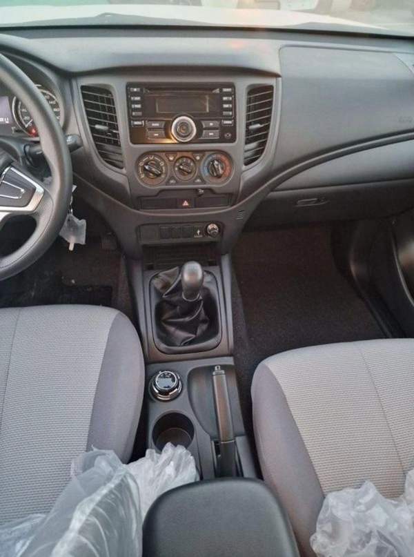 Mitsubishi L200 L200 Full Option 4WD Manual Diesel