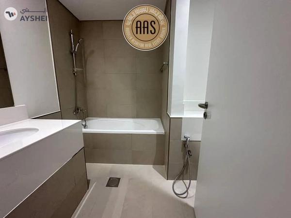 Luxurious 3bhk flat||Multiple Cheques ||Near Metro Station