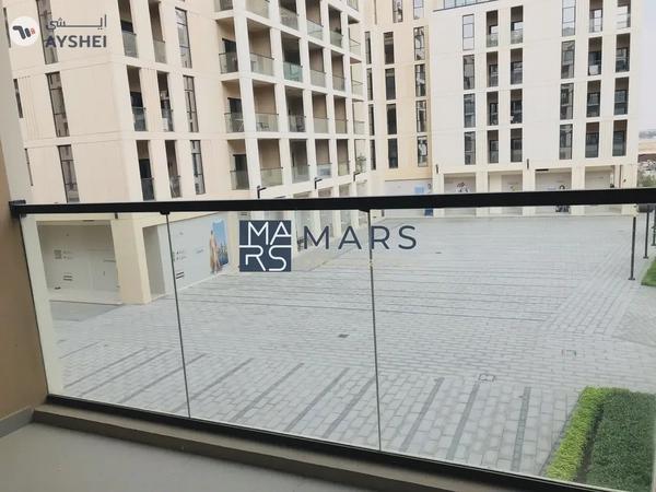 Private balcony | Kitchen Appliances | Community view |