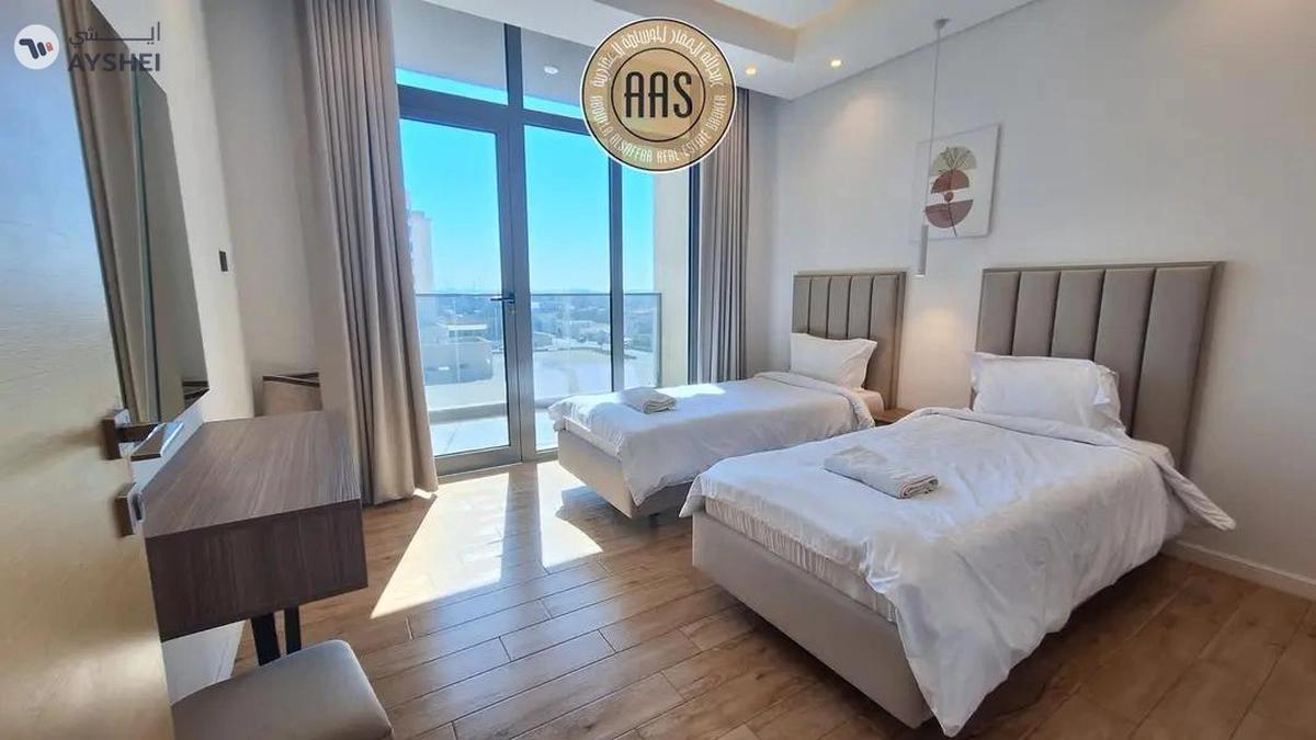 READY TO MOVE FURNISHED 2BHK WITH ALL FACILTIES-0-0