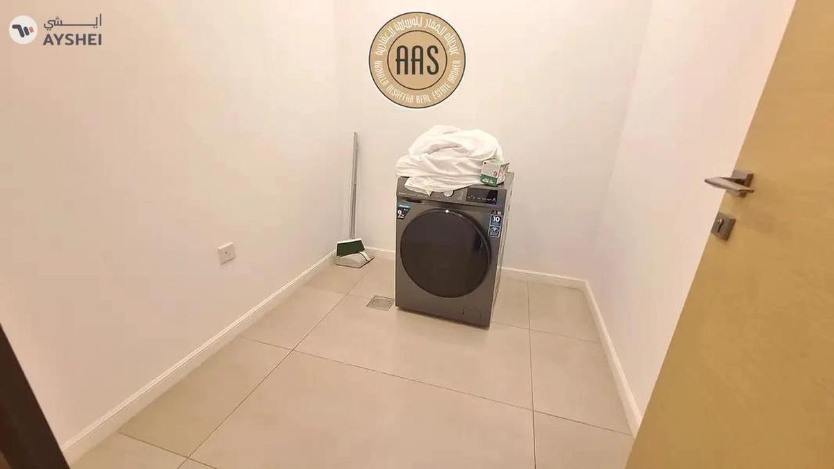 READY TO MOVE FURNISHED 2BHK WITH ALL FACILTIES-5-5