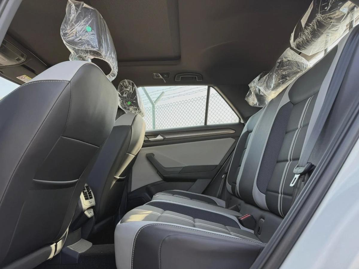 Volkswagen T ROC 300TSI Black Edition 1.5L Petrol 2025 Export Price @ 72,500 AED-18-18