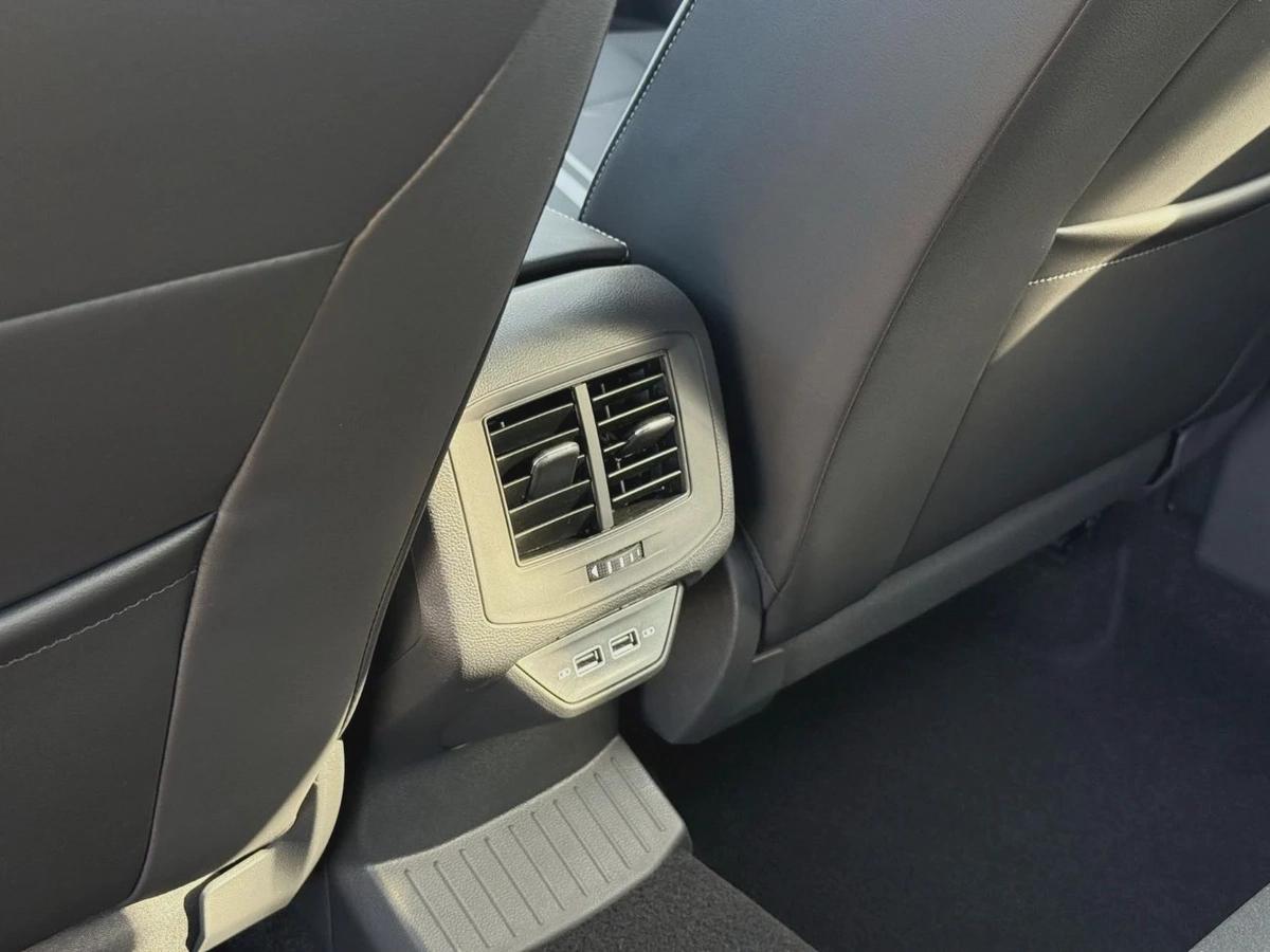 Volkswagen T ROC 300TSI Black Edition 1.5L Petrol 2025 Export Price @ 72,500 AED-15-15