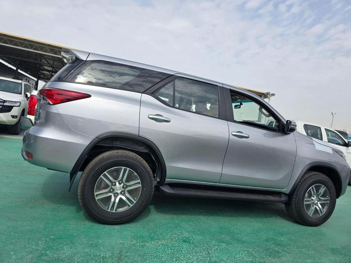 Toyota Fortuner Toyota Fortuner 2.7L 4-Cylinder – 2026 – GCC Specs-9-9