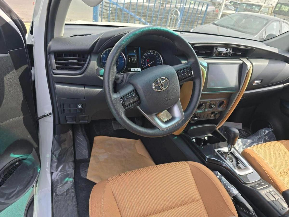 Toyota Fortuner Toyota Fortuner 2.7L 4-Cylinder – 2026 – GCC Specs-10-10