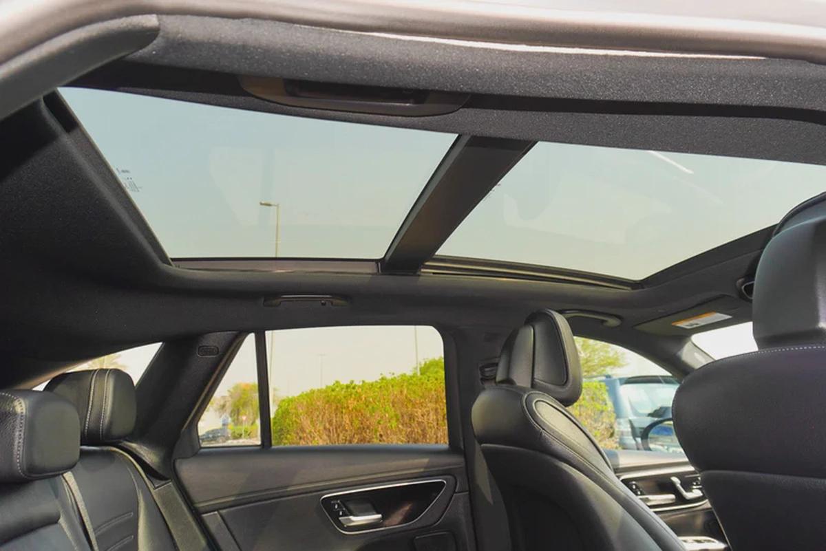 2,429 AED Monthly II Mercedes GLCC300 2024 II 0% Down Payment II Still Under Warranty to 2027-16-16