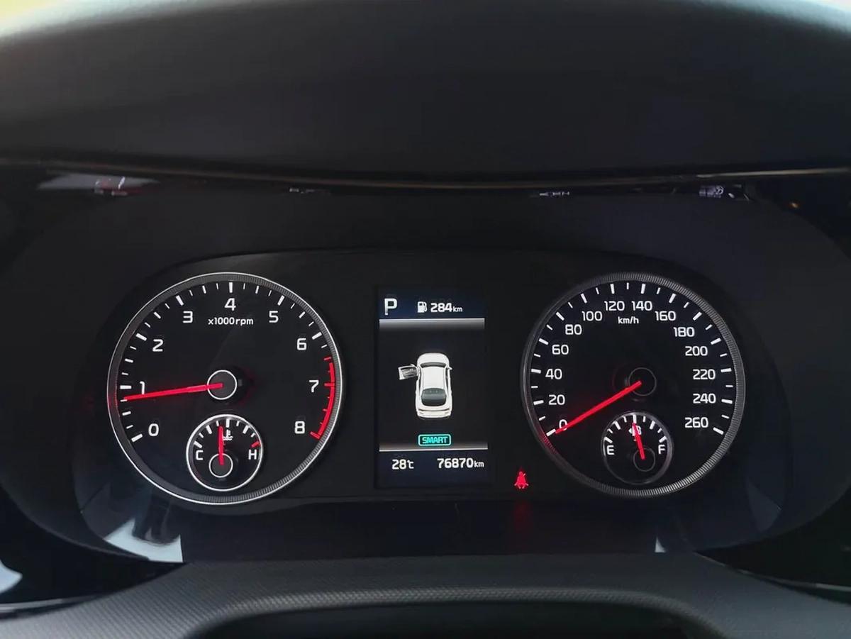 Kia K5 model 2023 gcc original paint (last price ) كيا K5 موديل ٢٠٢٣ خليجي صبغ وكالة السعر نهائي-5-5