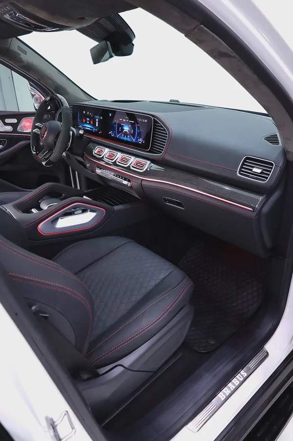 GLS 63 WITH FULL BRABUS 900 CARBON BODYKIT + PILOT SEATS + PREMIUM BRABUS INTERIOR + CARBON