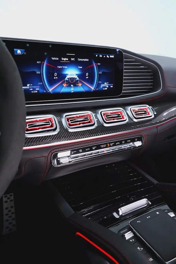 GLS 63 WITH FULL BRABUS 900 CARBON BODYKIT + PILOT SEATS + PREMIUM BRABUS INTERIOR + CARBON