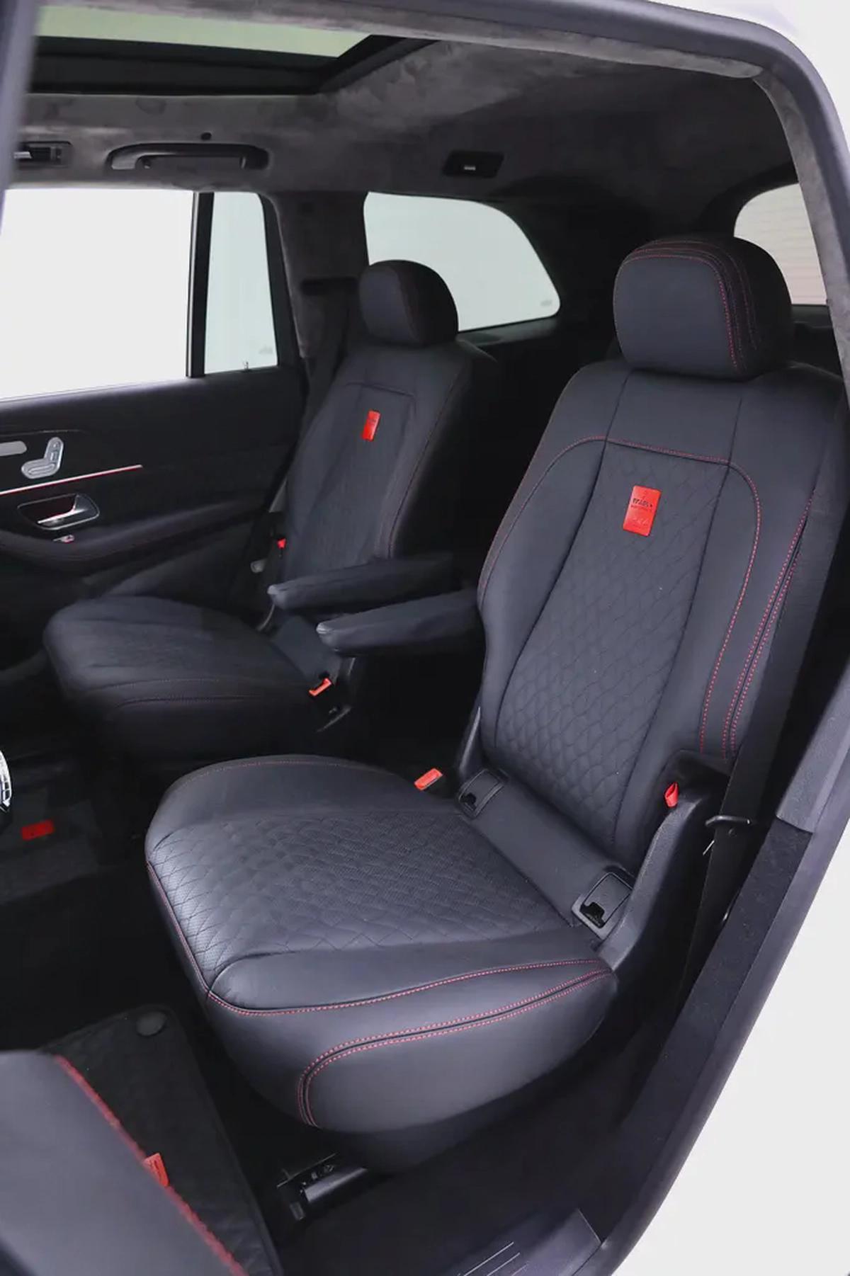 GLS 63 WITH FULL BRABUS 900 CARBON BODYKIT + PILOT SEATS + PREMIUM BRABUS INTERIOR + CARBON-14-14