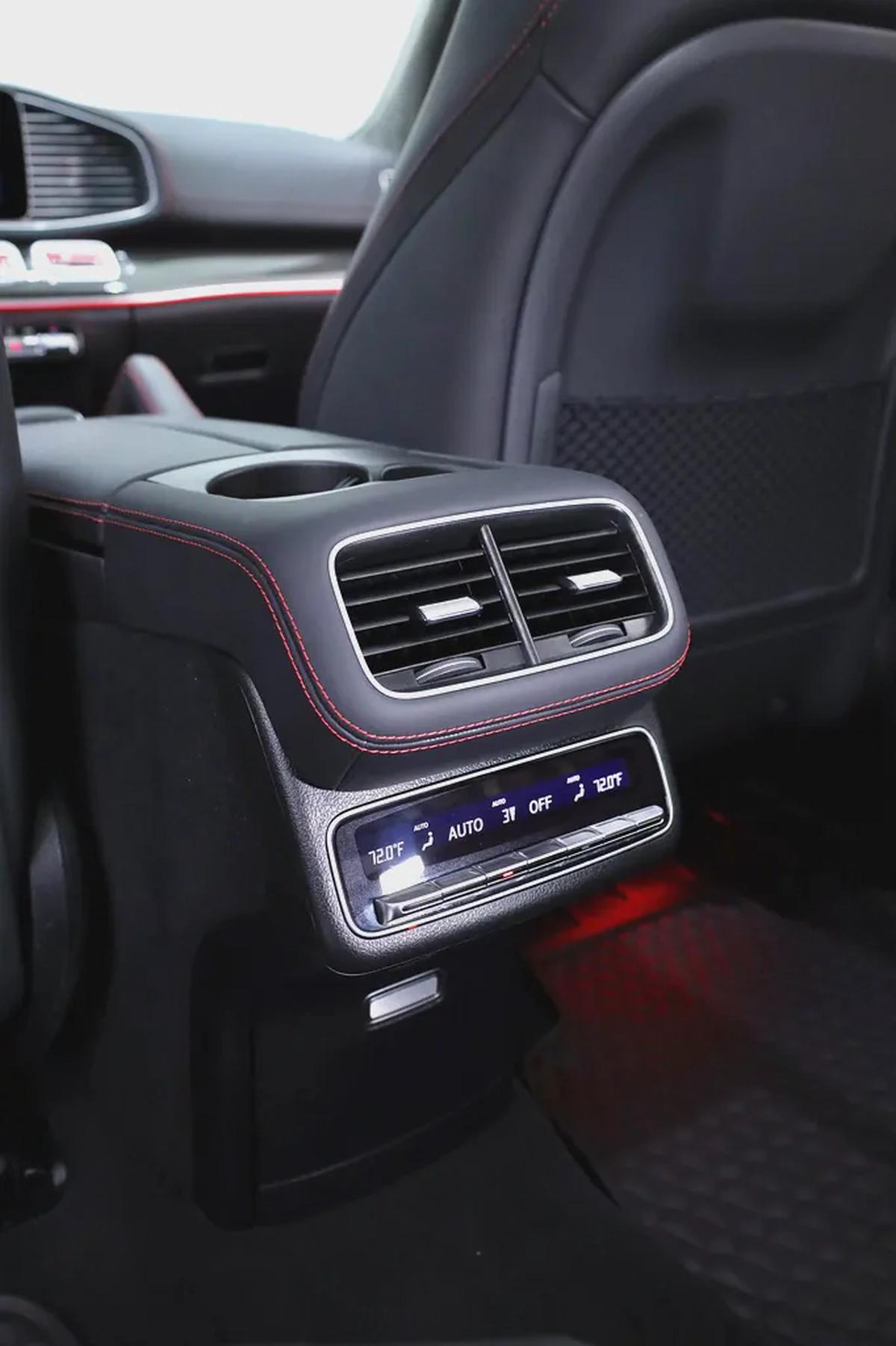 GLS 63 WITH FULL BRABUS 900 CARBON BODYKIT + PILOT SEATS + PREMIUM BRABUS INTERIOR + CARBON-17-17